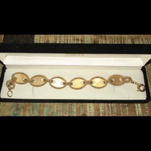 SOLD!! 14k YG Satin Mariner Link Bracelet 8.5” NEW